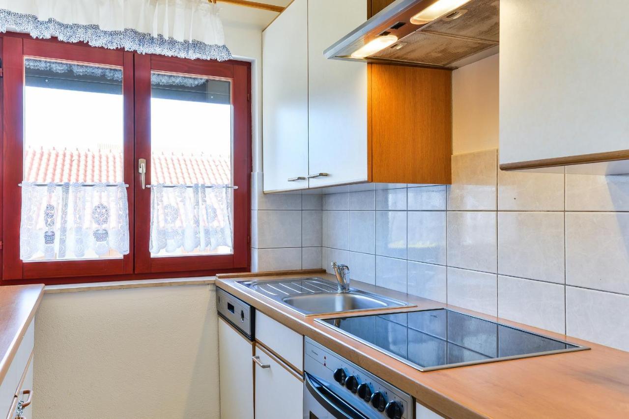 Apartments Gogoljak Vir Exteriör bild