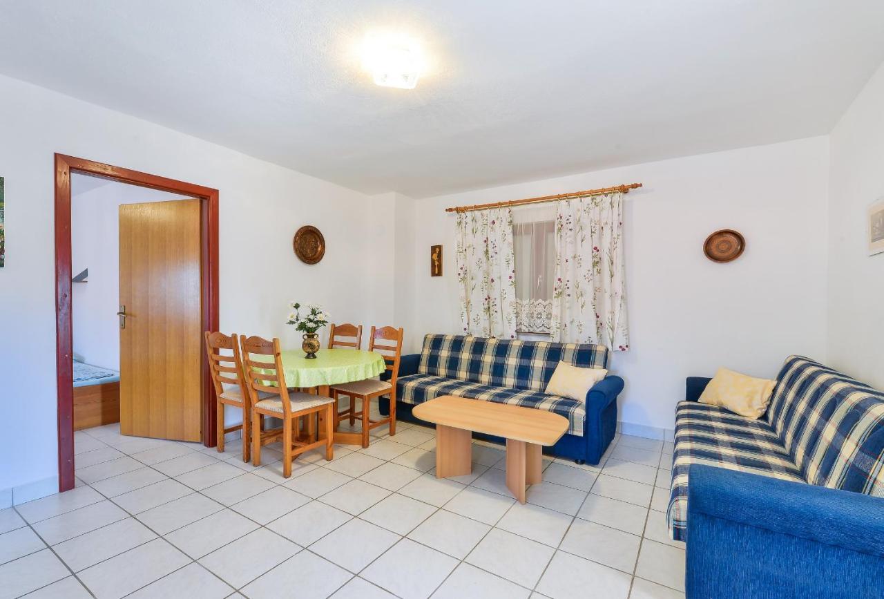 Apartments Gogoljak Vir Exteriör bild