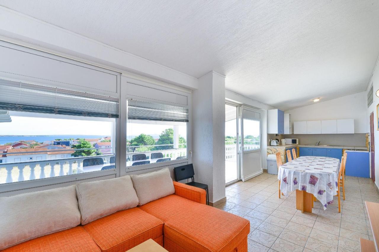 Apartments Gogoljak Vir Exteriör bild